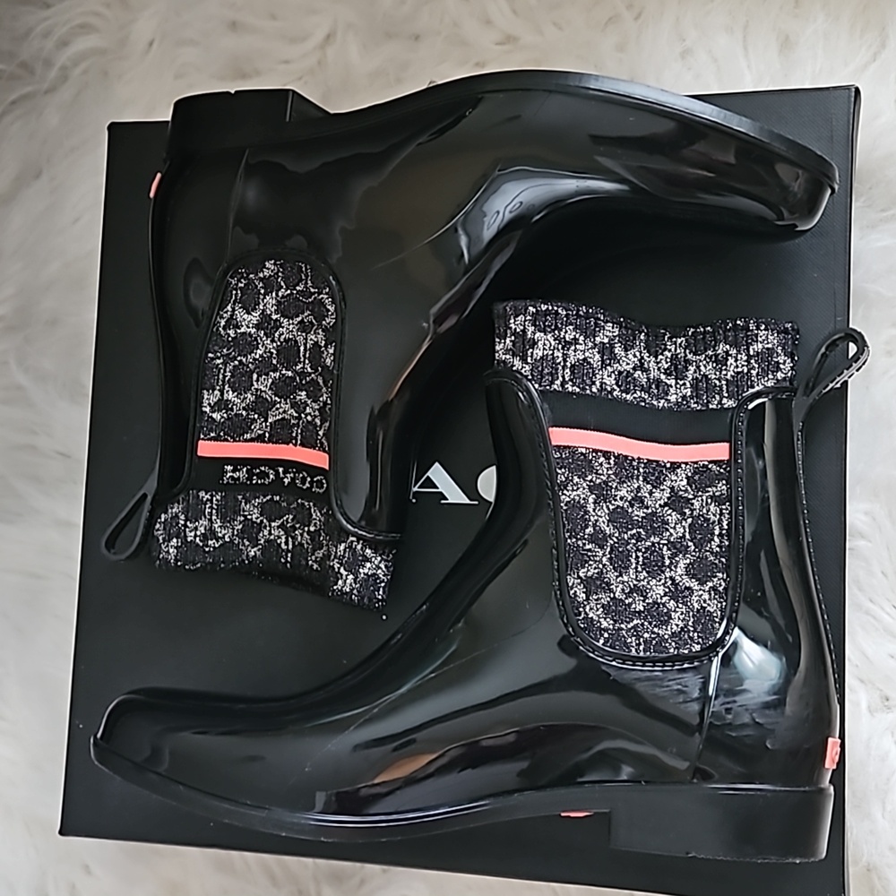 Size 11 but narrow - Picture 4 of 4